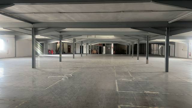 Nave industrial en Venta en Algorós - El Derramador