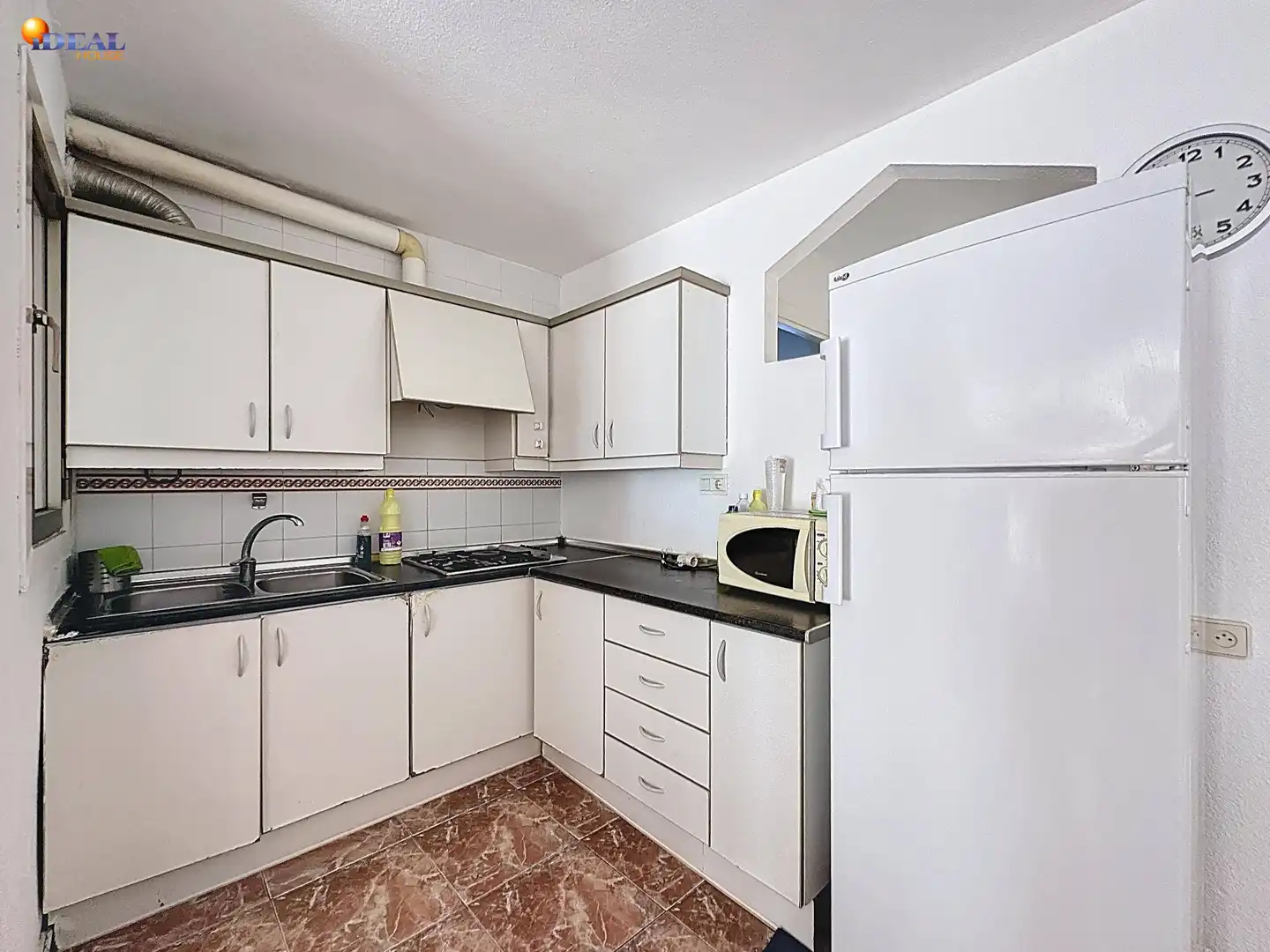 Kitchen of Apartments for sale in Roquetas de Mar  with Private garden and Community pool