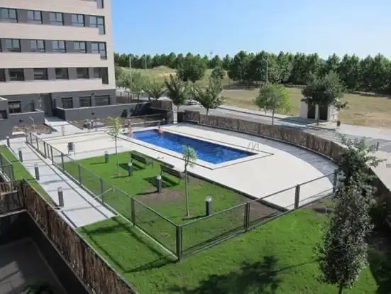 Piscina de Pis de lloguer en Sant Cugat del Vallès amb Aire condicionat, Calefacció i Terrassa