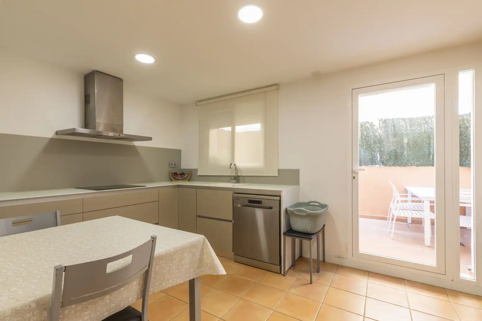 Kitchen of Houses for sale in Foios  with Air Conditioner, Heating and Terrace