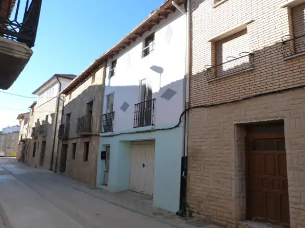 Vista exterior de Casa adosada en venda en Berbinzana