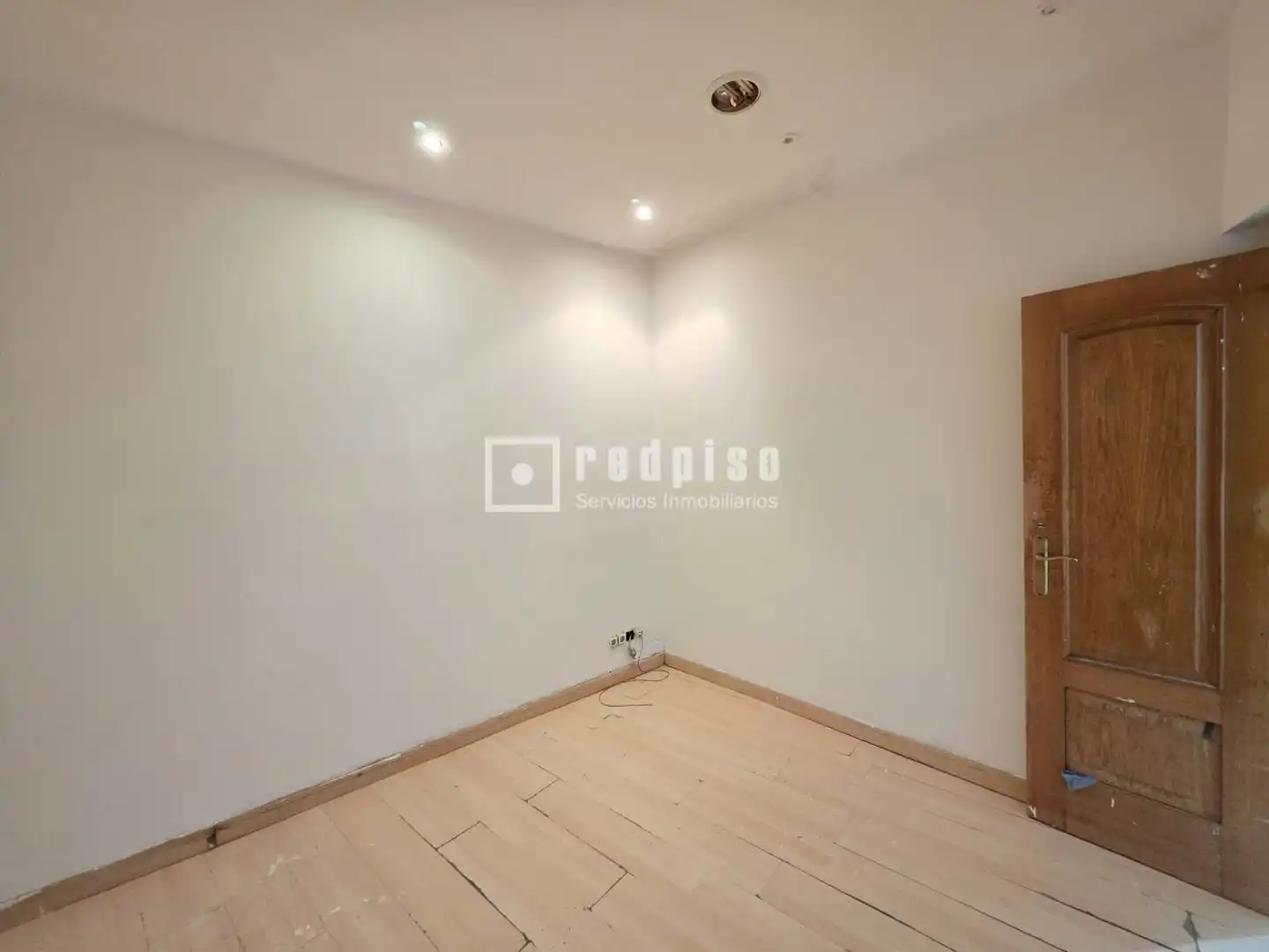 Bedroom of Flat for sale in Madrid
