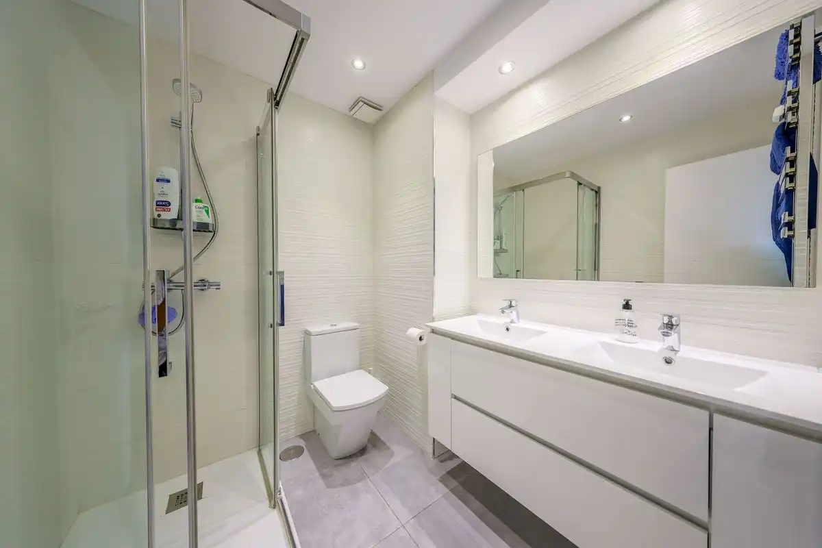 Flat with pool for sale in Calle de Fermín Caballero, imagen 18