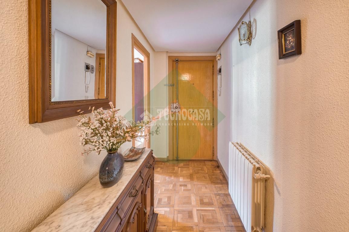 Pis en venda en  Madrid Capital amb Calefacció, Parquet i Terrassa