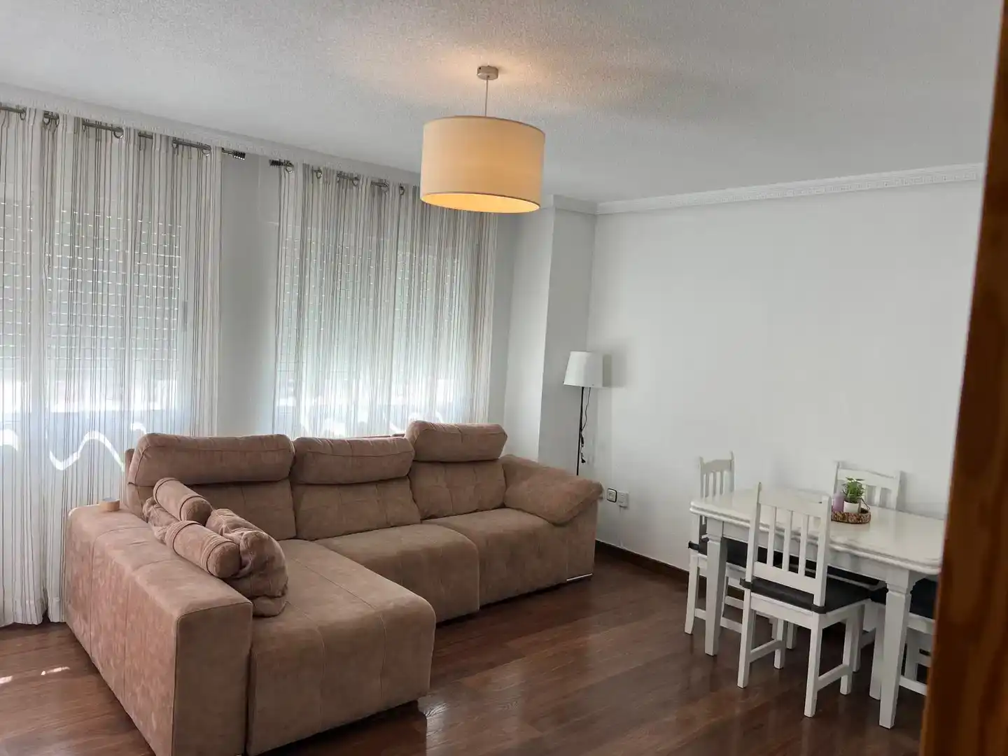 Living room of Flat for rent in Campos del Río  with Air Conditioner, Parquet flooring and Furnished