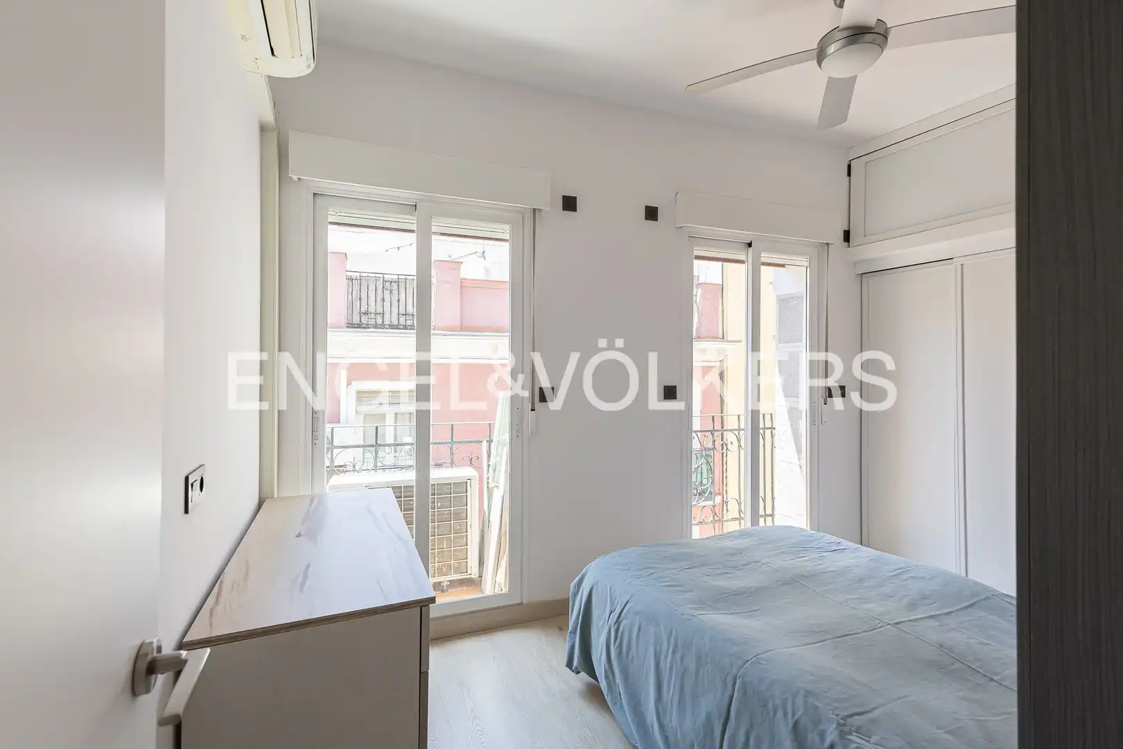 Habitación de Piso en venta en Madrid con Aire acondicionado, Calefacción y Balcón