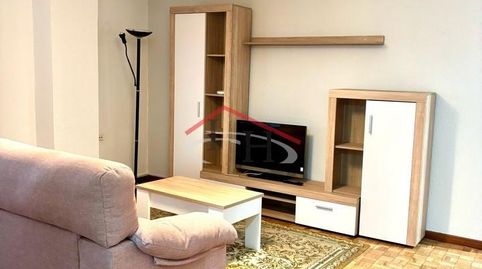 Foto 3 de Apartamento de alquiler en Burgo Nuevo, Centro Ciudad, León Capital