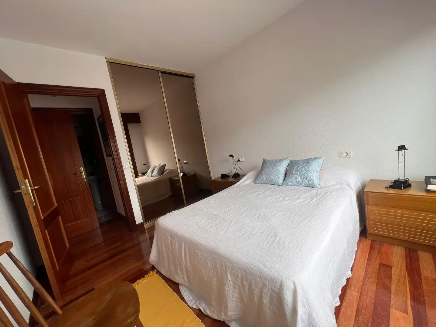 Habitación de Piso en venta en Castro-Urdiales con Calefacción, Terraza y Piscina comunitaria