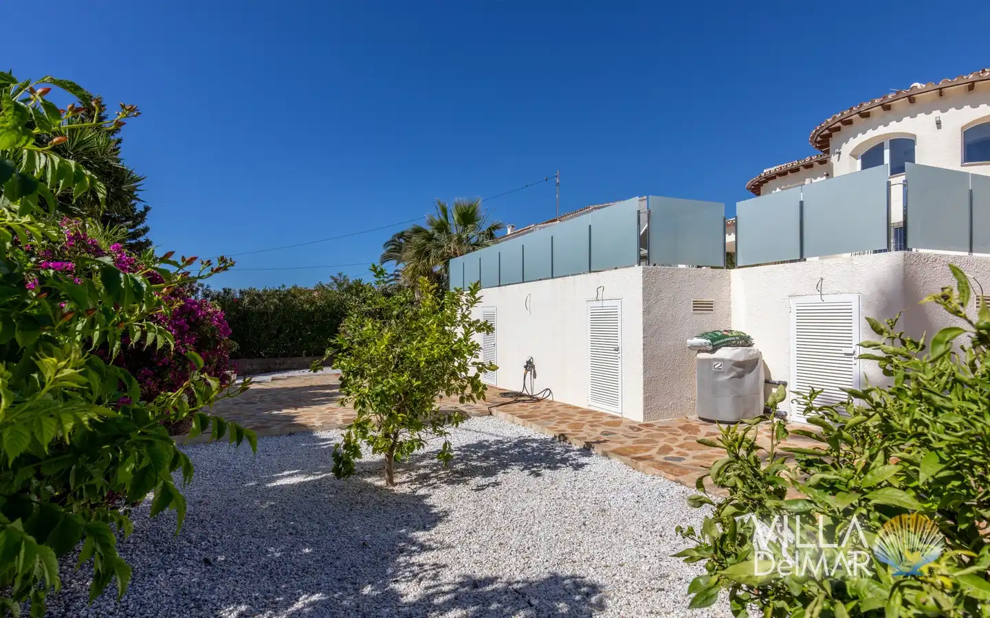 Garden of Houses for sale in Calpe / Calp  with Air Conditioner, Heating and Private garden