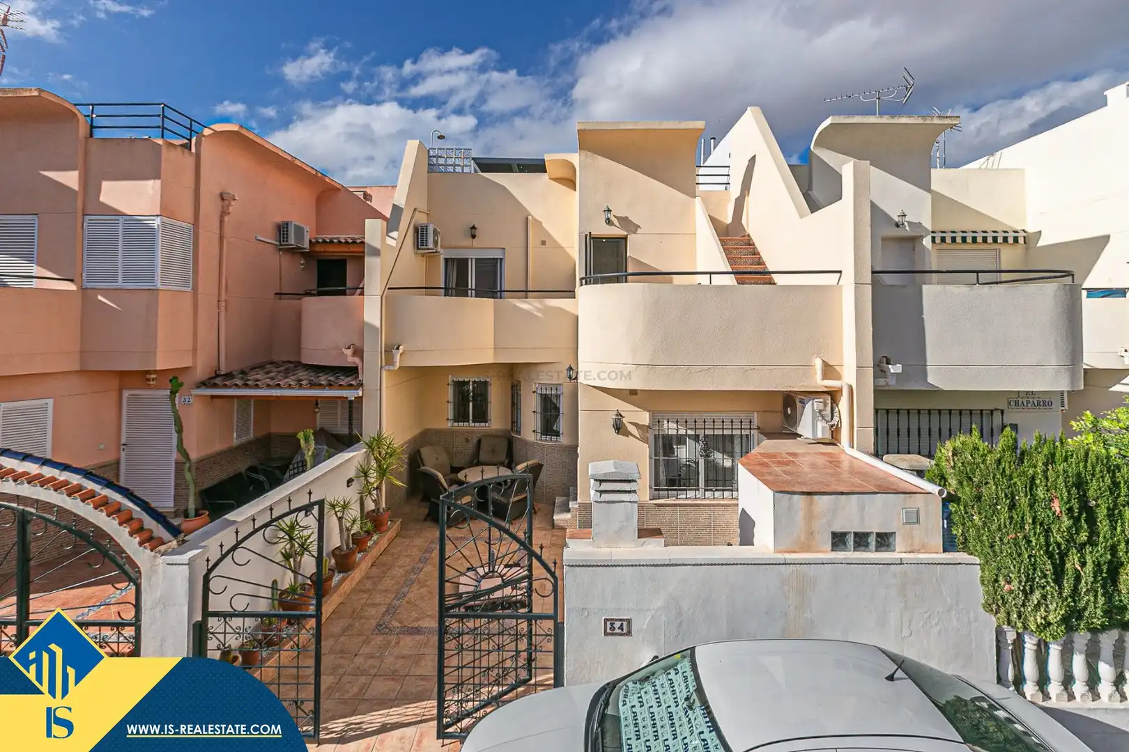 House with pool for sale in Zona Carrefour - Urbanizaciones, imagen 2