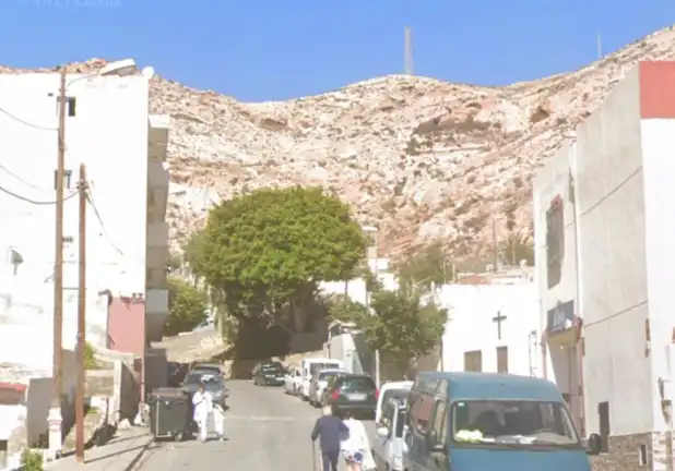 Adossat en venda a Capitania