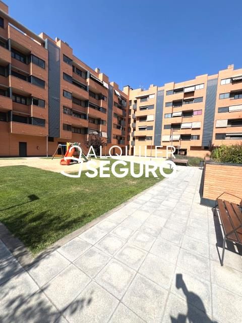 Exterior view of Flat to rent in Getafe  with Heating and Furnished