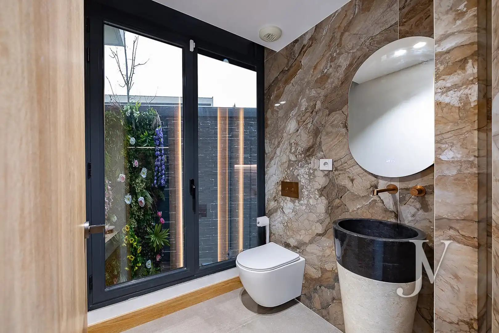 Baño de Casa o chalet en venta en Boadilla del Monte con Aire acondicionado, Calefacción y Jardín privado