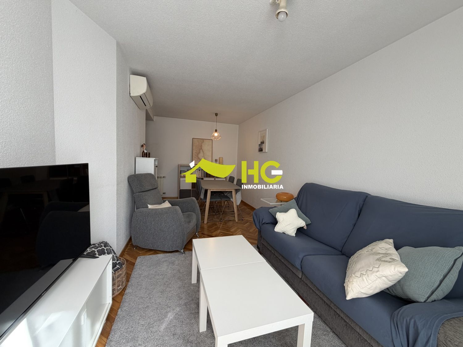 Sala de estar de Piso de alquiler en Villaviciosa de Odón con Aire acondicionado y Calefacción