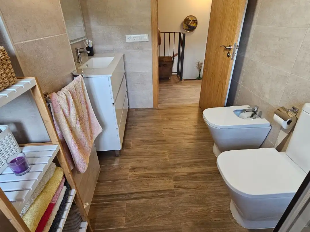 Baño de Casa o chalet en venta en Vallfogona de Ripollès con Terraza