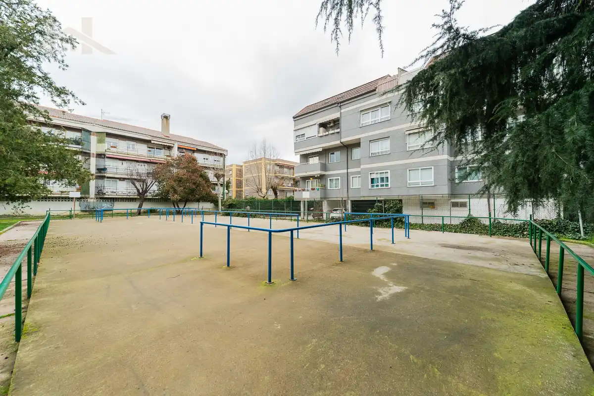 Piso con piscina en venta en Calle Costa del Sol, imagen 18