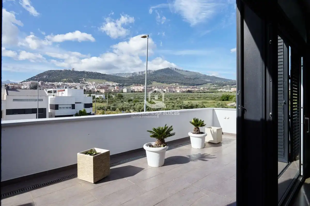 Casa o xalet en venda a Renfe - Bulevar 1ª y 2ª Fase