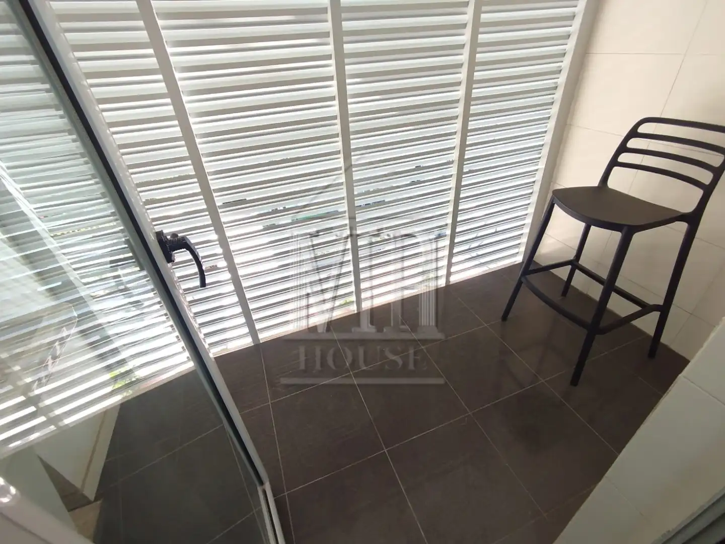 Balcony of Flat for sale in Badalona  with Air Conditioner, Heating and Furnished