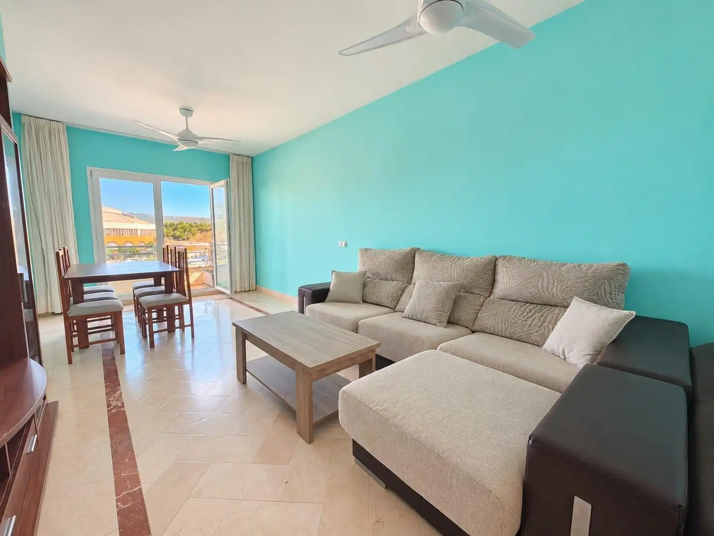 Appartamento con piscina in vendita a Los Barrios, imagen 3