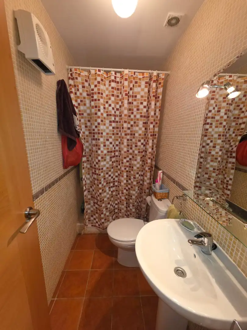 Bathroom of Detached homes for sale in Arenas de San Pedro  with Air Conditioner, Heating and Community pool