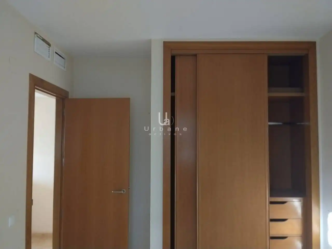 Habitación de Casa o chalet en venta en Murcia con Aire acondicionado, Calefacción y Jardín privado