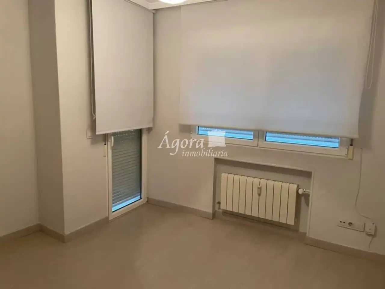 Habitación de Piso de alquiler en Valladolid con Calefacción, Parquet y Terraza