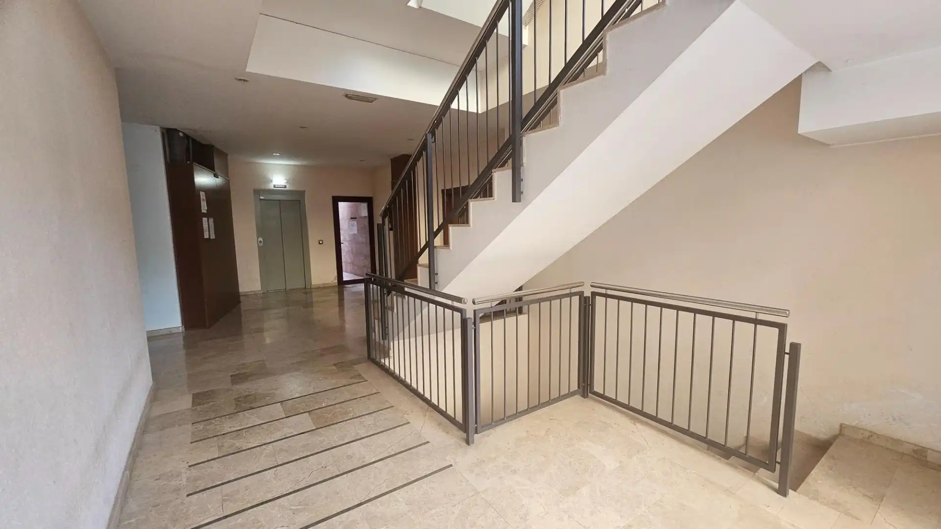 Apartamento en venta en Santa Cristina d'Aro con Calefacción, Terraza y Amueblado