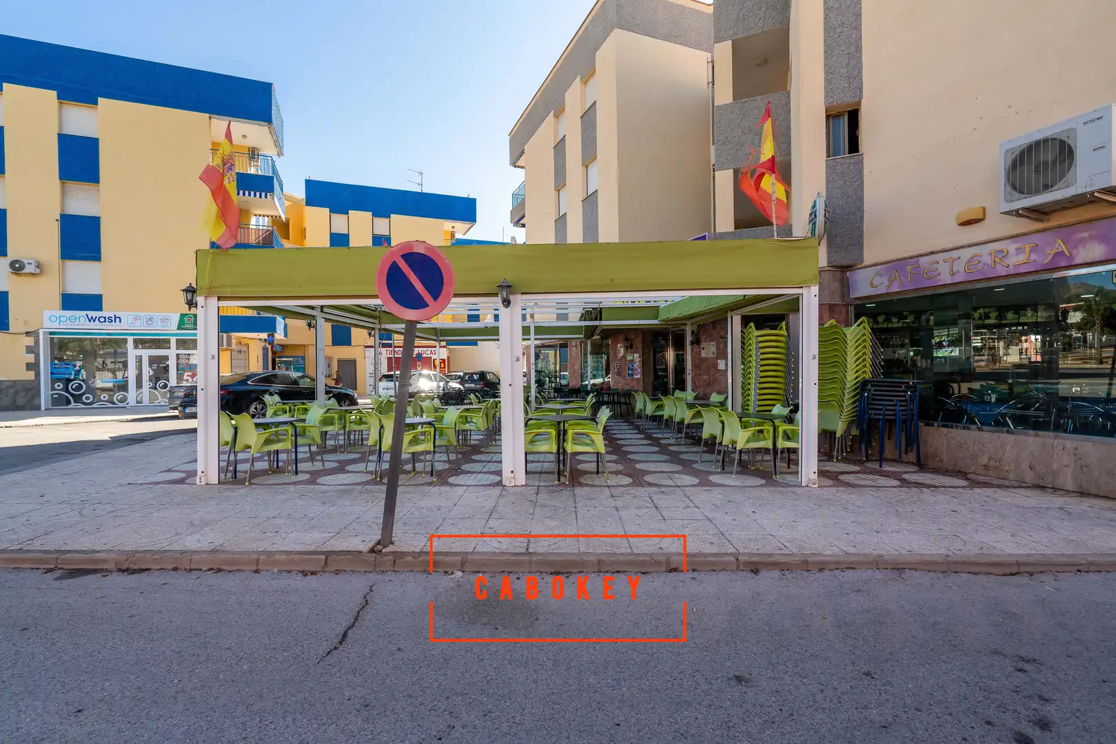 Local en traspaso en Pulpí con Aire acondicionado, Calefacción y Terraza