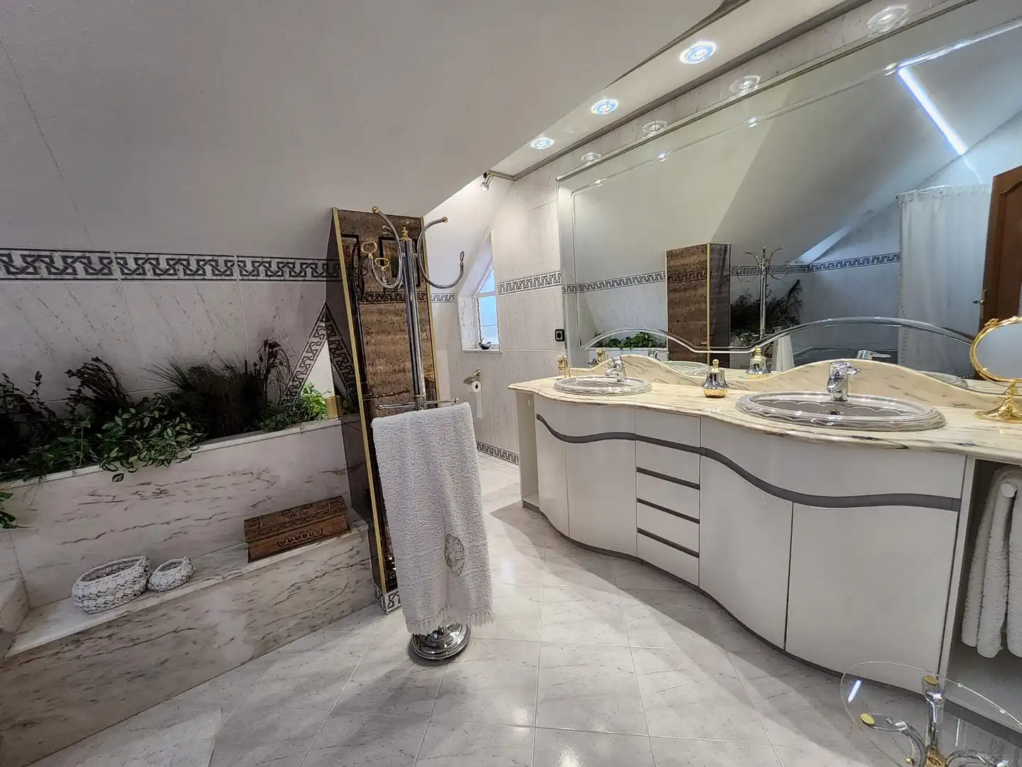 Bathroom of Houses for sale in San Vicente del Raspeig / Sant Vicent del Raspeig  with Storage room, Swimming Pool and Community pool
