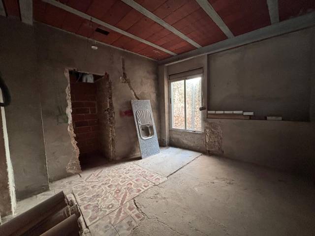 Casa-chalet en Venta en Calle Capitan Julio Poveda, 31 en Alarcón