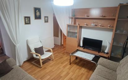 Living room of Flat for sale in Getafe  with Heating, Terrace and Furnished