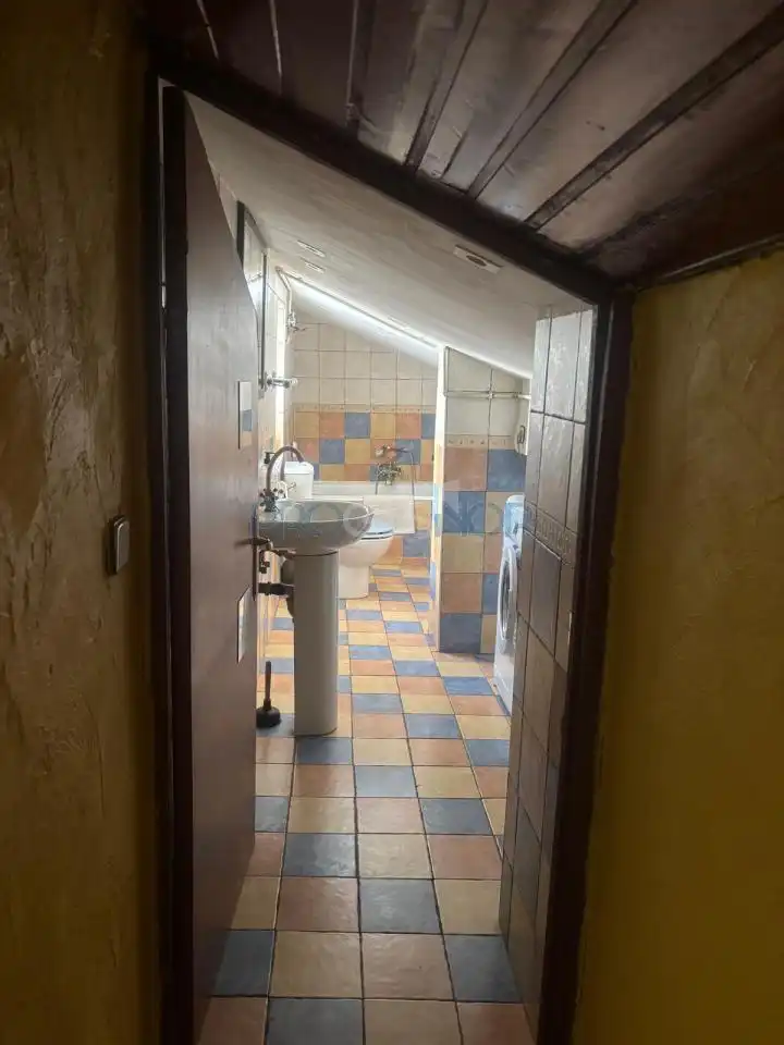 Badezimmer von Wohnungen zum Verkauf in León Capital  mit Heizung und Möbliert