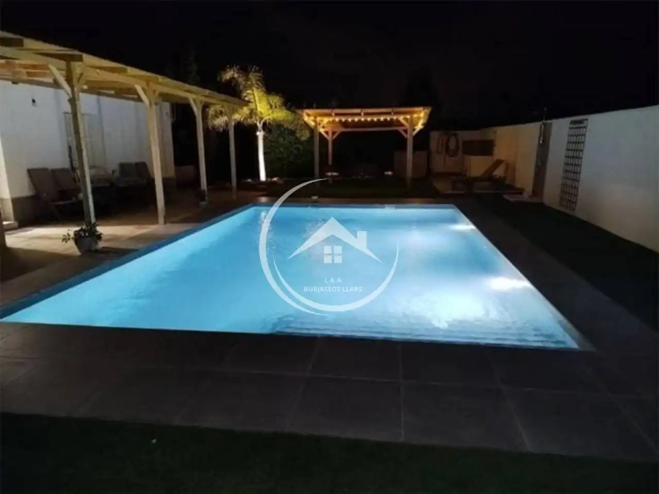 Piscina de Casa o xalet en venda en Riba-roja de Túria amb Aire condicionat, Jardí privat i Terrassa