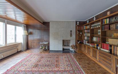 Living room of Flat for sale in  Barcelona Capital  with Air Conditioner, Heating and Parquet flooring