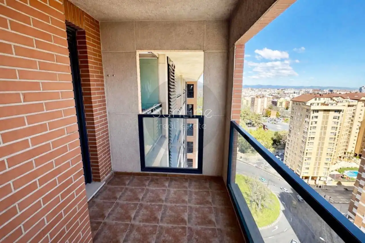 Balcony of Flat for rent in Valencia  with Air Conditioner, Terrace and Storage room