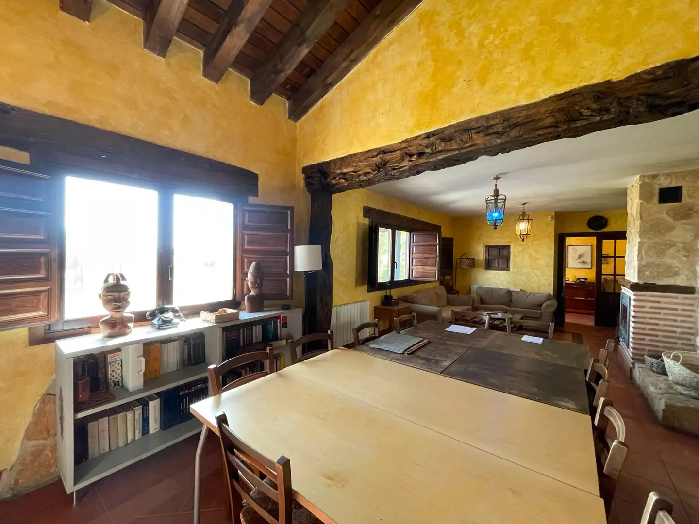 Menjador de Finca rústica en venda en Sepúlveda amb Calefacció, Jardí privat i Parquet