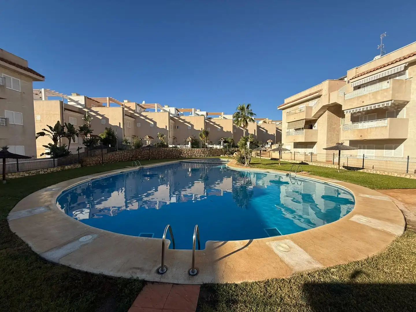 Apartament amb piscina en venda a Urbanizacion Los Collados, imagen 26