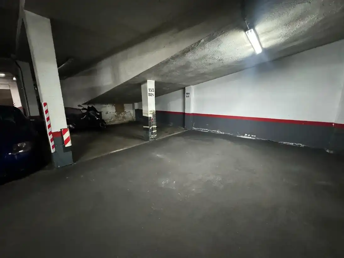 Einzelparkplatz mit Aufzug zum Verkauf in Calle de Boltaña, imagen 5