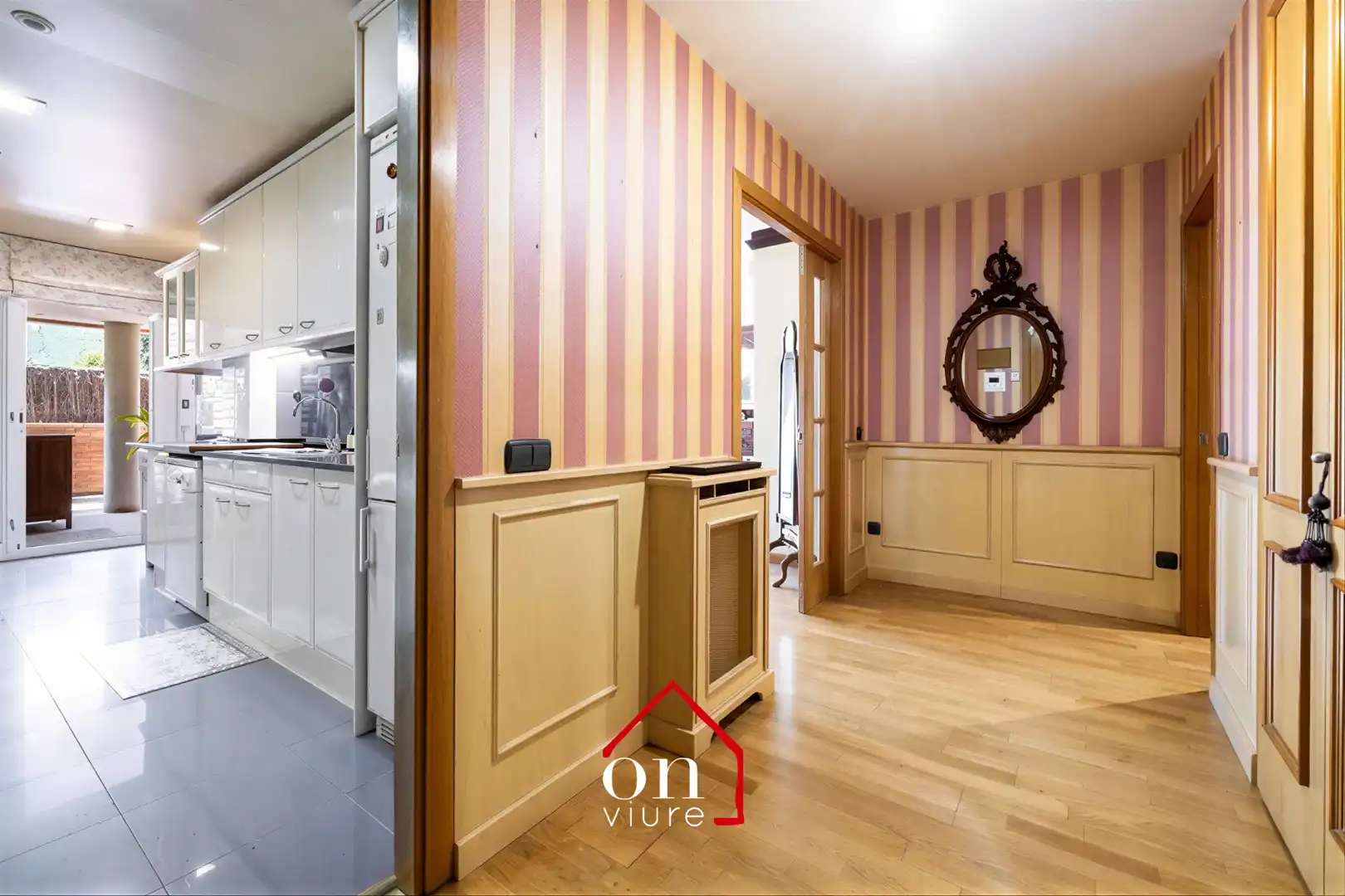 Cuina de Pis en venda en Sant Cugat del Vallès amb Aire condicionat, Calefacció i Parquet