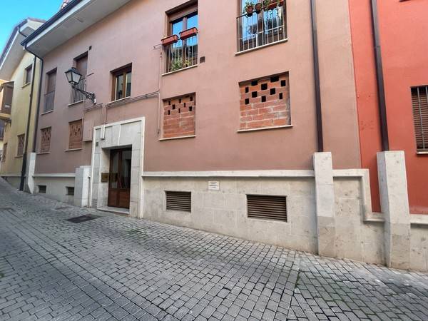 Local comercial en Venta en DERECHA AL SALVADOR en Peñafiel