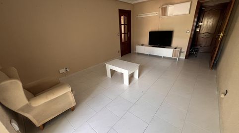 Foto 2 von Wohnung zur Miete in Gonzalo de Berceo, Arrayanes, Linares