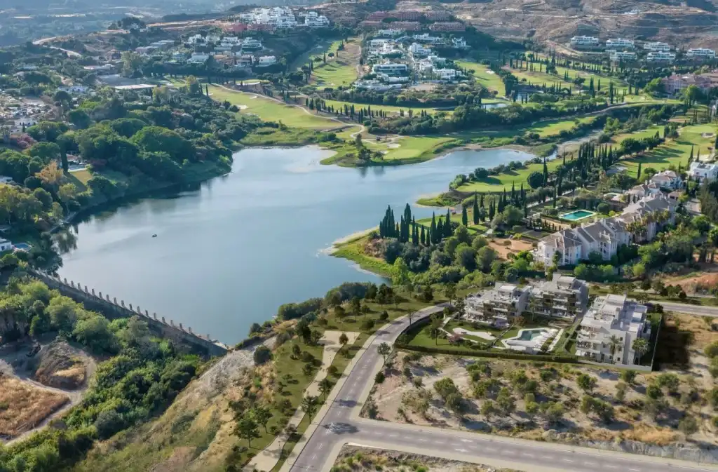 Apartment with pool for sale in Estepona Pueblo, imagen 9