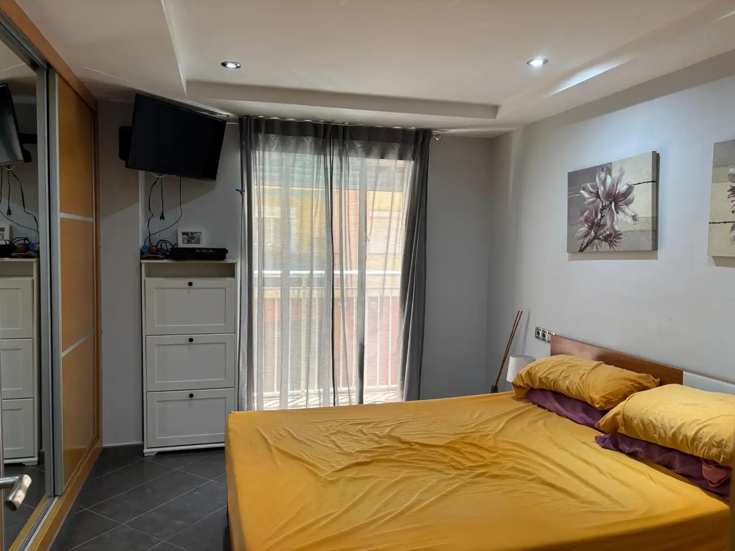 Habitación de Piso en venta en Valencia con Aire acondicionado, Terraza y Balcón