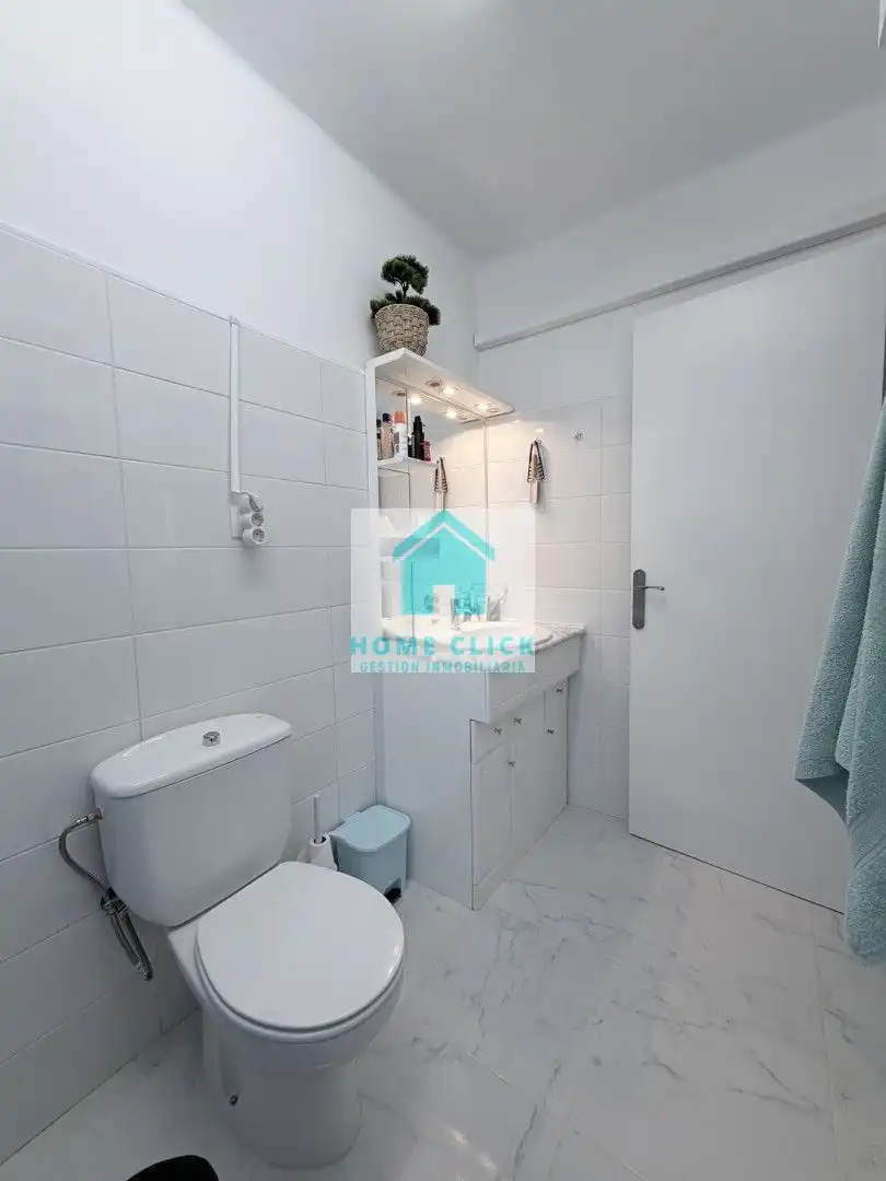 Baño de Casa o chalet de alquiler en Pratdip con Aire acondicionado, Calefacción y Jardín privado