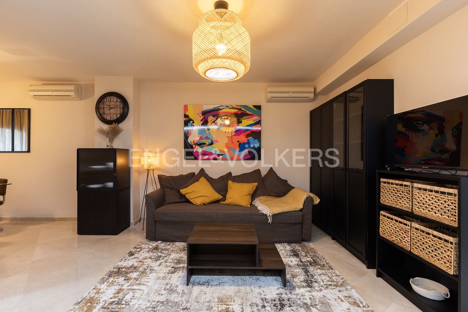 Sala d'estar de Apartament de lloguer en  Valencia Capital amb Aire condicionat, Calefacció i Moblat