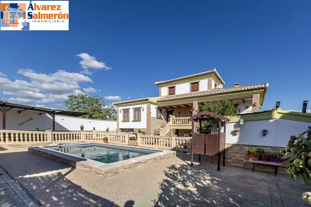 Exterior view of Houses for sale in Albolote  with Air Conditioner, Heating and Private garden