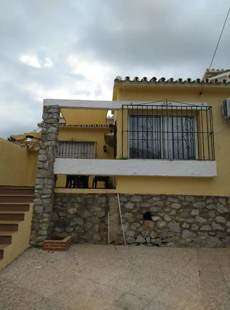 Exterior view of Detached homes for rent in El Faro de Calaburra - Chaparral