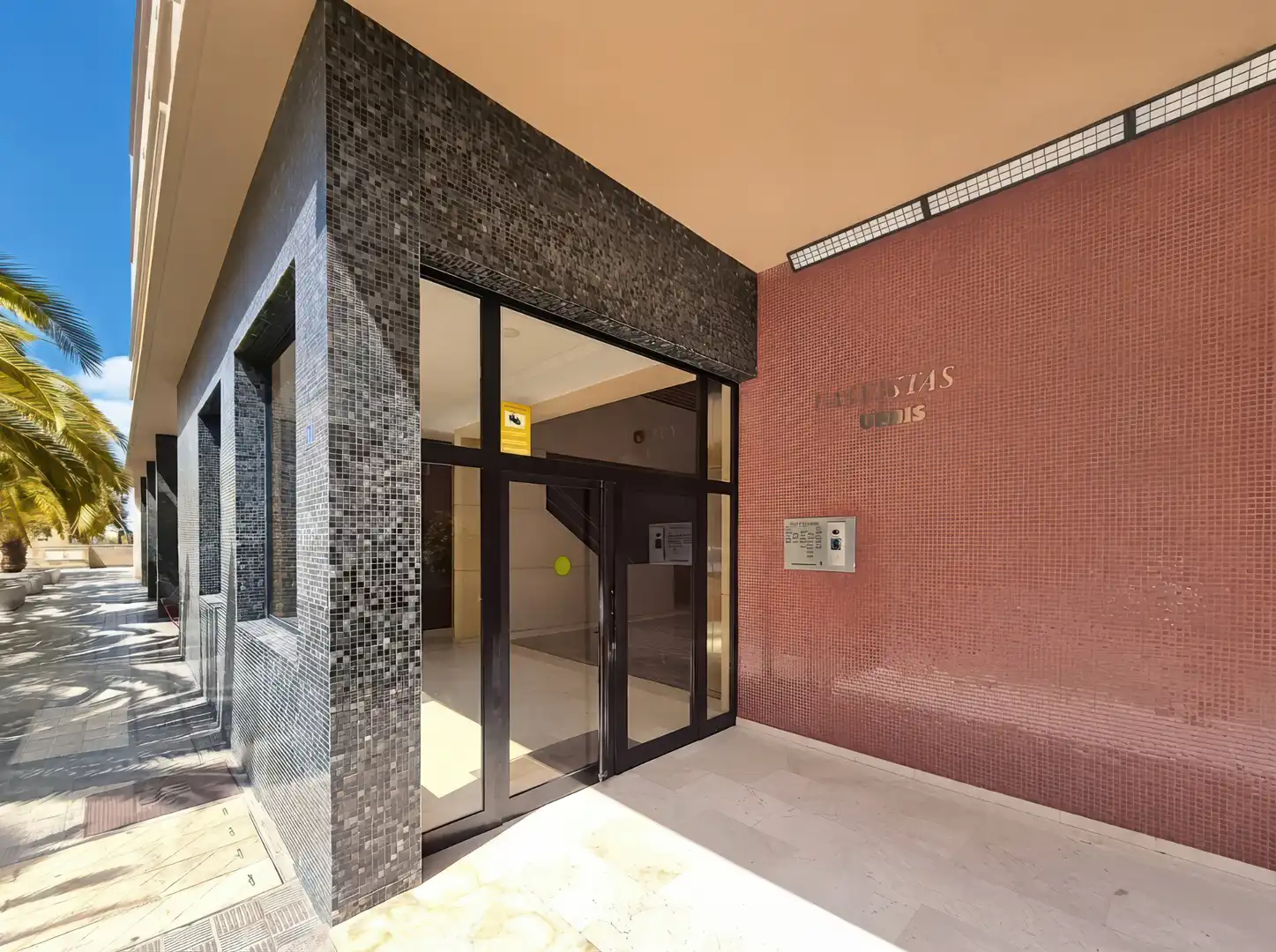 Casa adosada en venda en Las Palmas de Gran Canaria amb Jardí privat, Terrassa i Traster
