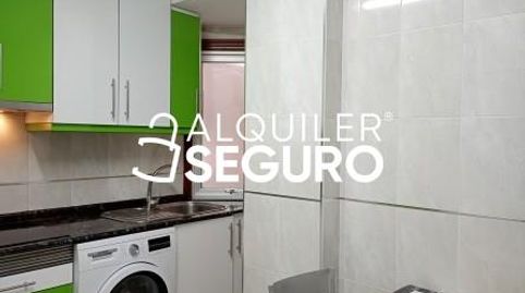 Foto 3 de Piso de alquiler en Alcalde Jaime Hervada, Agra del Orzán - Ventorrillo, A Coruña Capital