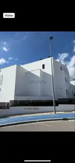 Außenansicht von Dachboden zur Miete in Estepona mit Klimaanlage, Terrasse und Abstellraum